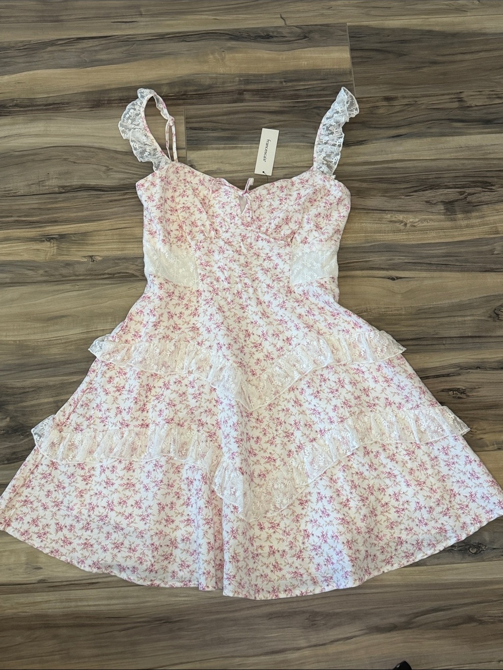 Neat Francesca's Pink Floral Lace Ruffle Mini Dress